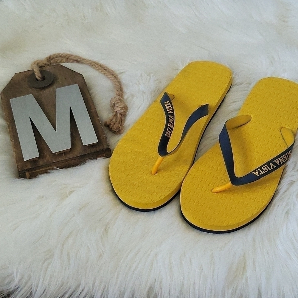 *PRICE DROP*
Neet Feet Buena Vista yellow and blue flip flops NWOT - Picture 1 of 8